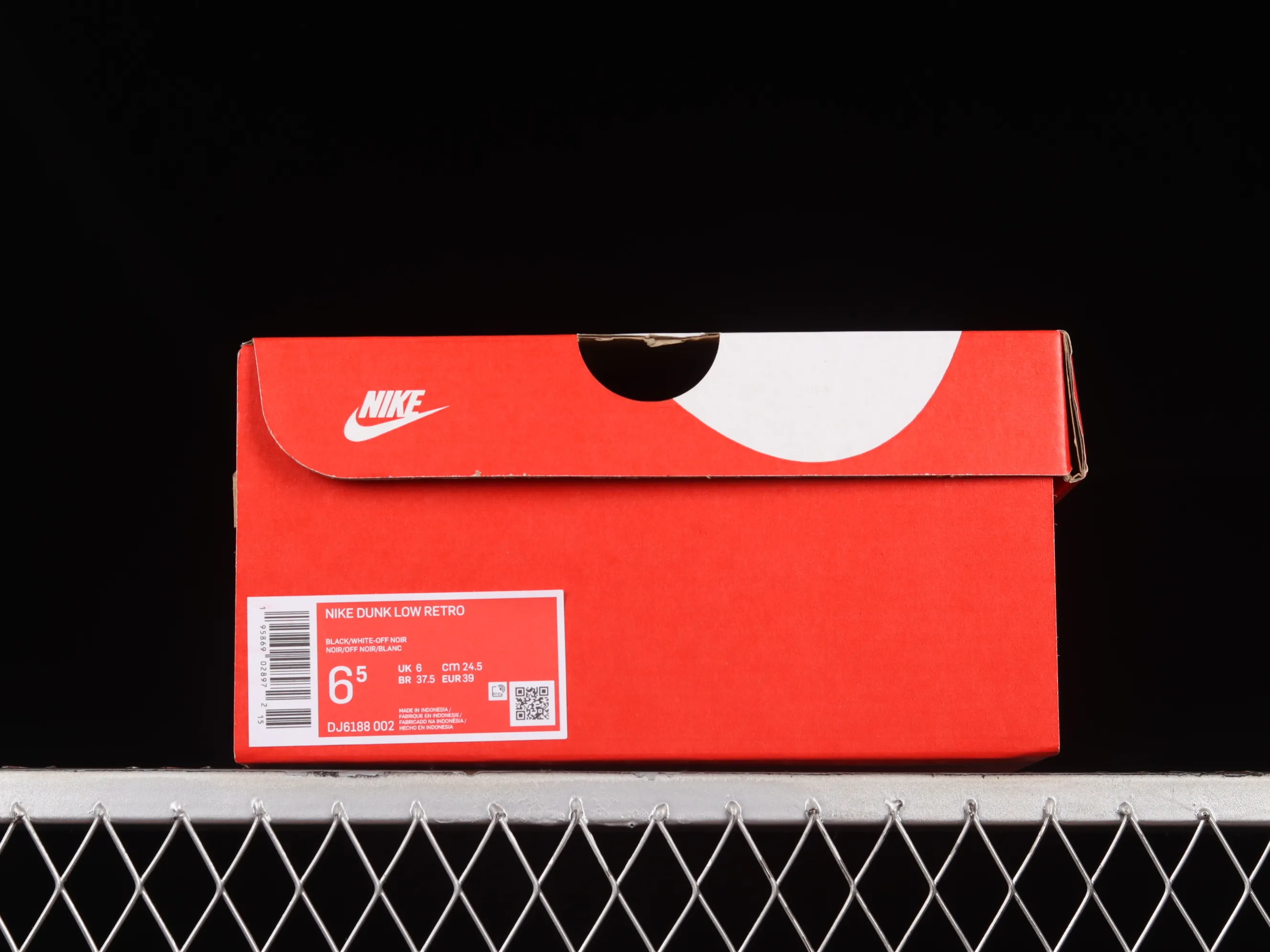 All categories Nk SB Dunk series Nk SB Dunk Low low-top sneakers Nk Dunk Low dip-dyed black customized version of deconstructed strap casual sneakers DJ6188-002